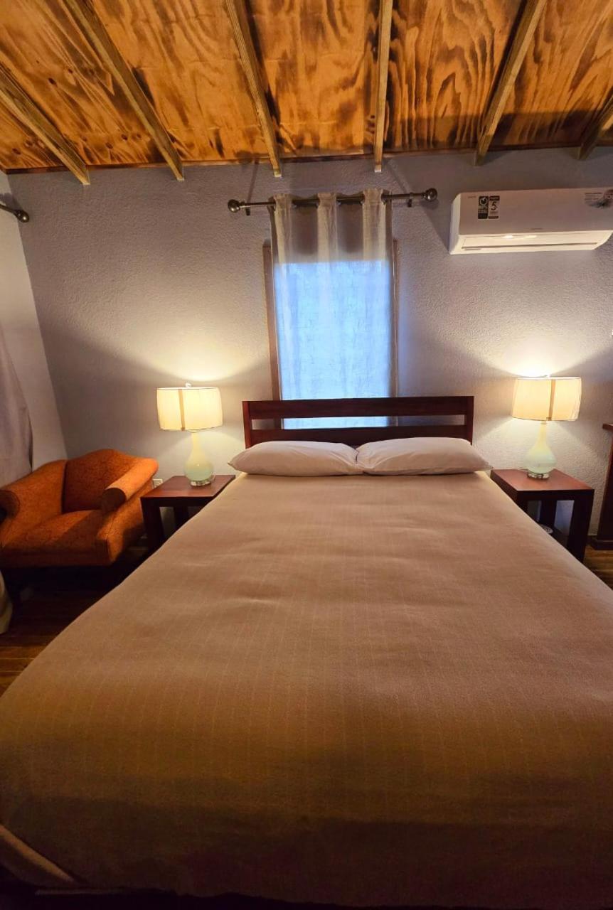 Tuquil-Ha Bed & Breakfast Ladyville ภายนอก รูปภาพ